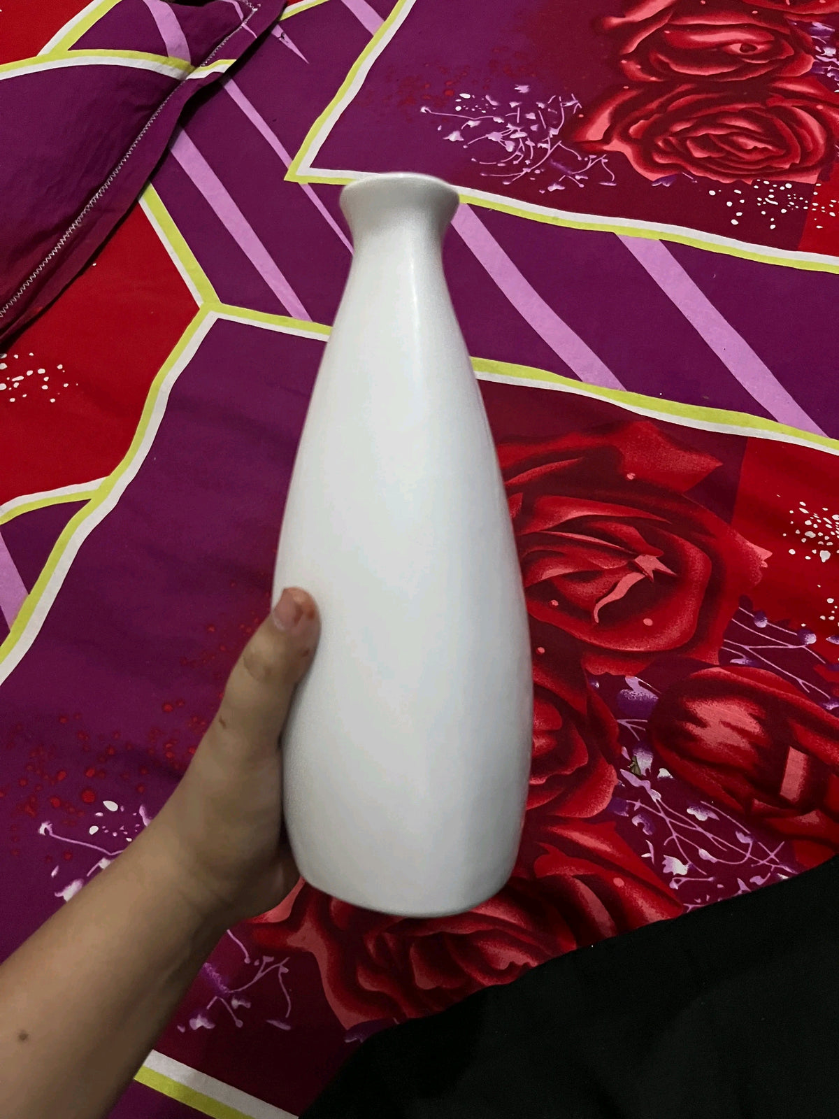 Designer Bottle-Shaped White Ceramic Flower Vase (9 Inch)