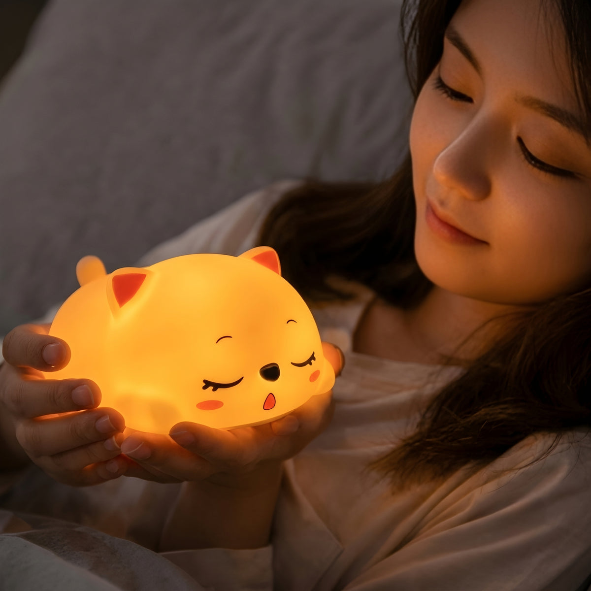 Cute Sleeping Kitty Silicone Night Lamp - Soft LED Bedside Lamp for Kids & Nursery Decor (Warm Yellow Glow)