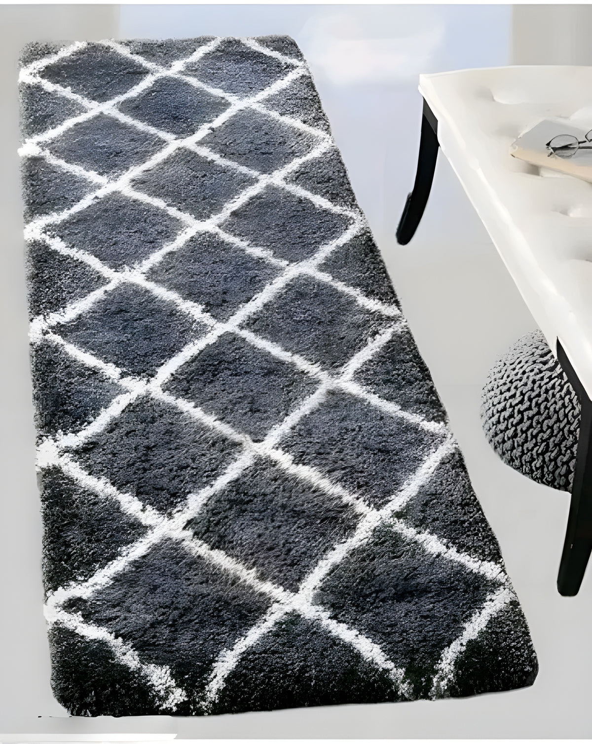 Ultra Soft Microfiber Geometric Diamond Floor Runner Rug - Anti-Slip Shaggy Carpet for Bedside, Kitchen & Hallway (55x140 cm, Grey)