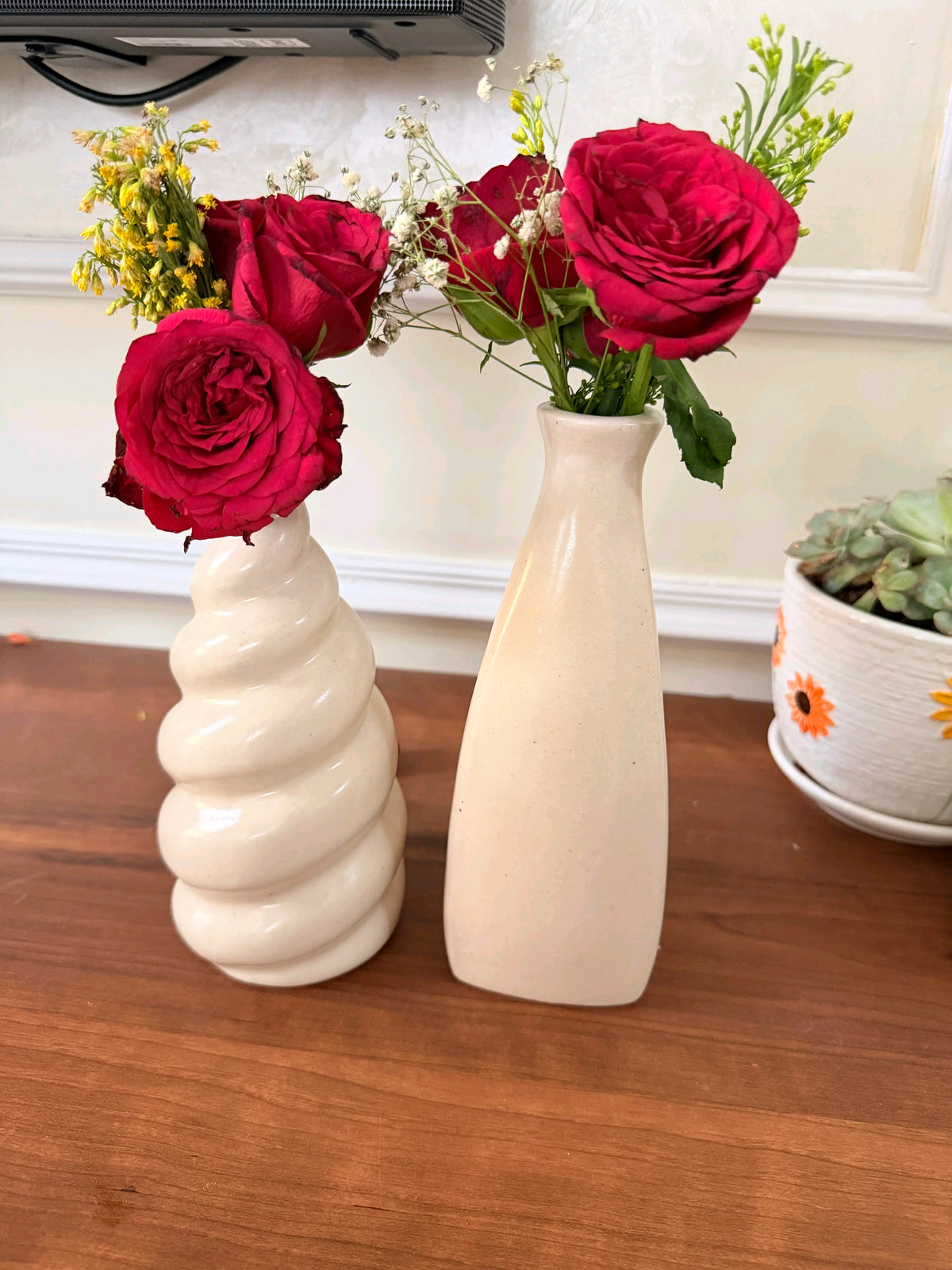 Modern Cream Ceramic Flower Vases (Set of 2 - Bubble & Tapered Bottle Design)